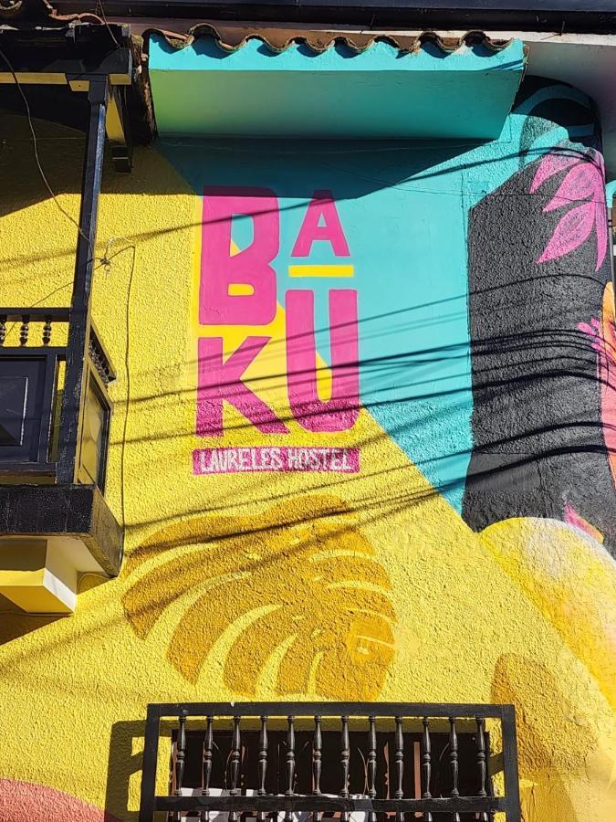 Baku Laureles Hostel Medellin Exterior photo